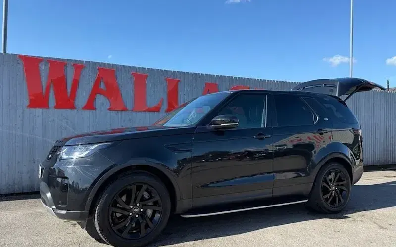 Used Land Rover Discovery HSE 306 HP (225 kW) 2020 Black SUV
