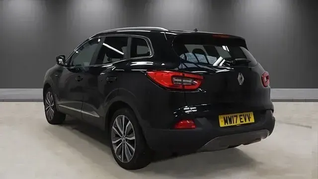 Usado Renault Kadjar Signature S 130 HP (95 kW) 2017 Preto SUV