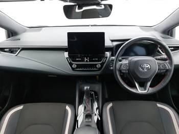 Used Toyota Corolla Sport 140 HP (102 kW) 2023 White Hatchback