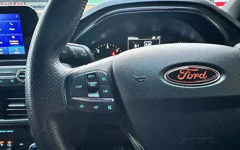 Used Ford Focus ST-Line 120 HP (88 kW) 2019 Black Hatchback