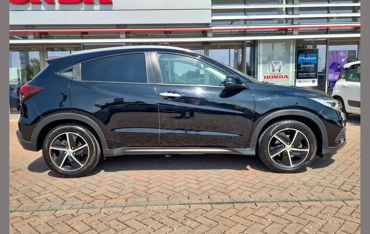 Used Honda HR-V EX 130 HP (95 kW) 2019 Crystal black SUV