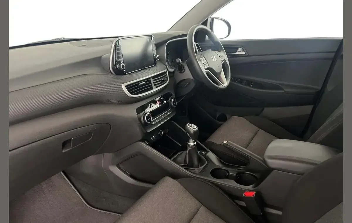 Gebraucht Hyundai Tucson SE 132 PS (97 kW) 2019 Grau SUV