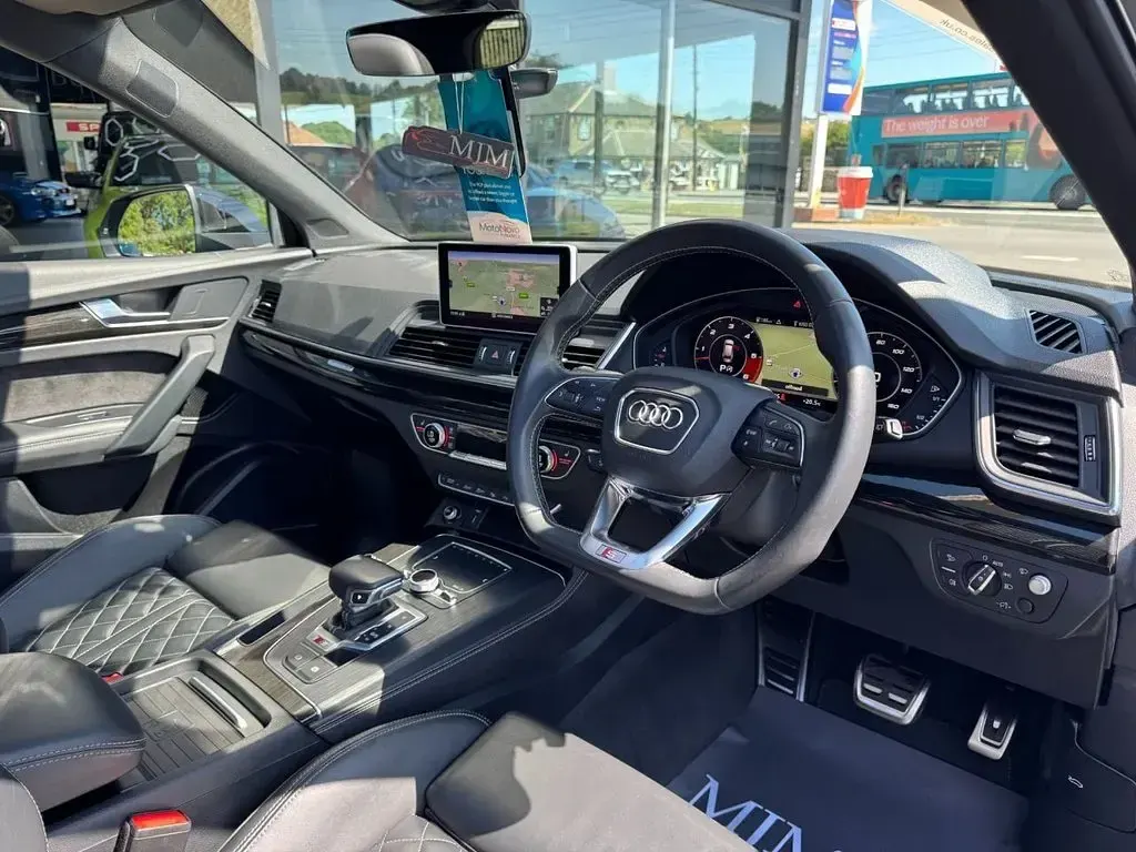 Used Audi SQ5 Comfort 347 HP (255 kW) 2020 Grey SUV
