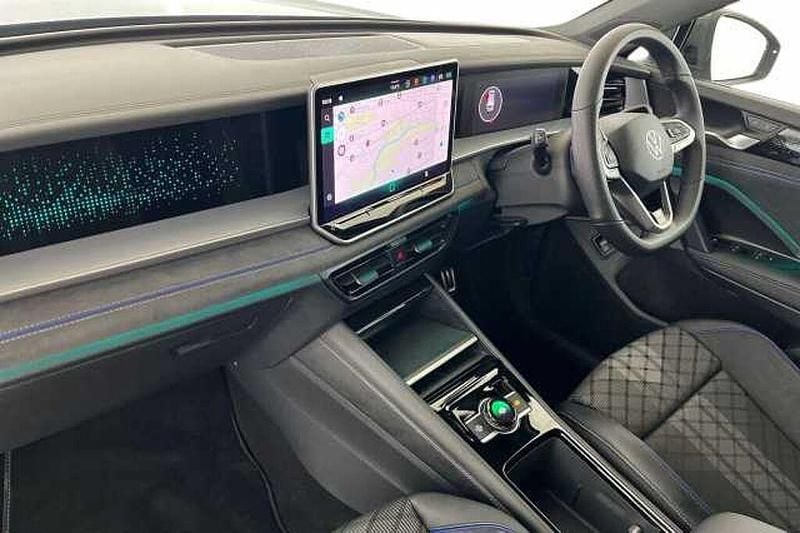 Used VW Tayron R-line Edition 204 HP (150 kW) 2026 Cipressino green SUV