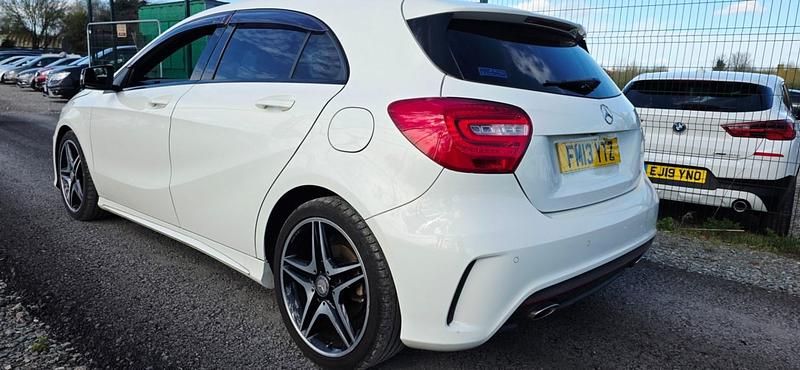 Used Mercedes A180 Executive 122 HP (89 kW) 2013 White Hatchback