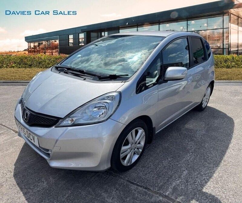 Silver Used 2015 Honda Jazz ES Hatchback | £9,995 (Fair price) - Image 1/4