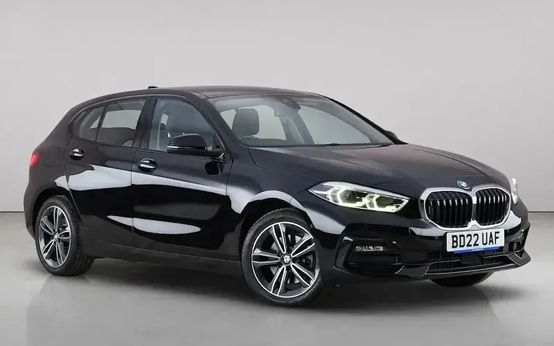 Used BMW 118 Sport Line 136 HP (100 kW) 2022 Hatchback