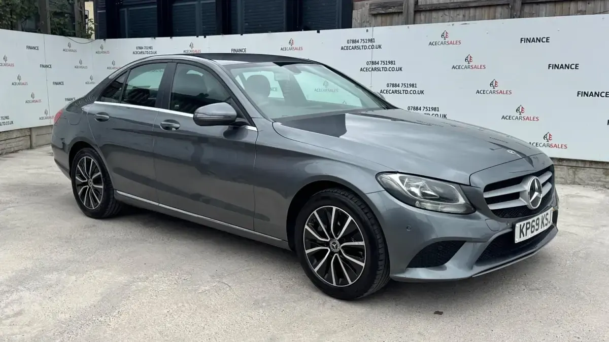 Second-hand Mercedes C200 SE 2019 Gri Berlinǎ