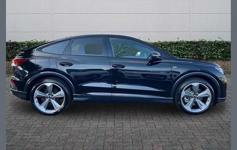 New Audi Q4 e-tron Black Edition 210 kW (286 HP) 2026 Black SUV