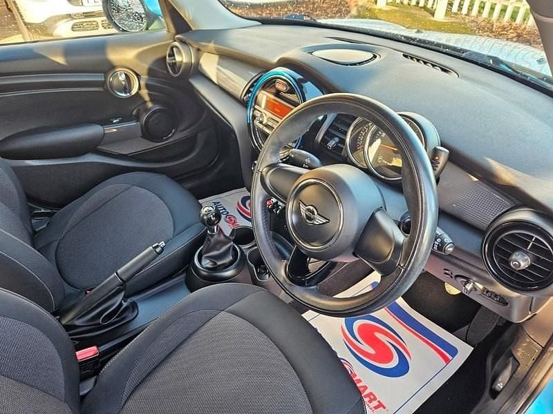 Used Mini ONE Hatch 102 HP (75 kW) 2015 Blue Hatchback