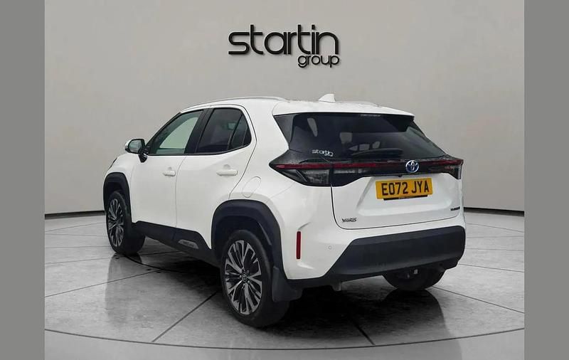 Used Toyota Yaris Cross 113 HP (83 kW) 2022 White SUV