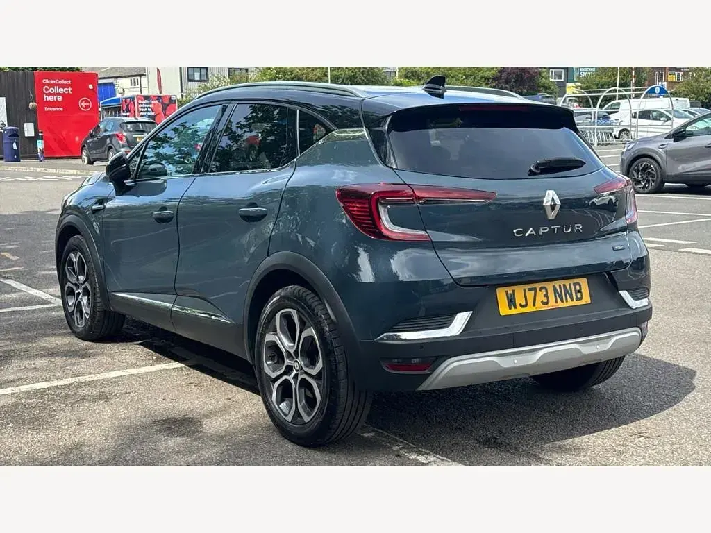 Used Renault Captur Techno 142 HP (104 kW) 2023 Blue  SUV