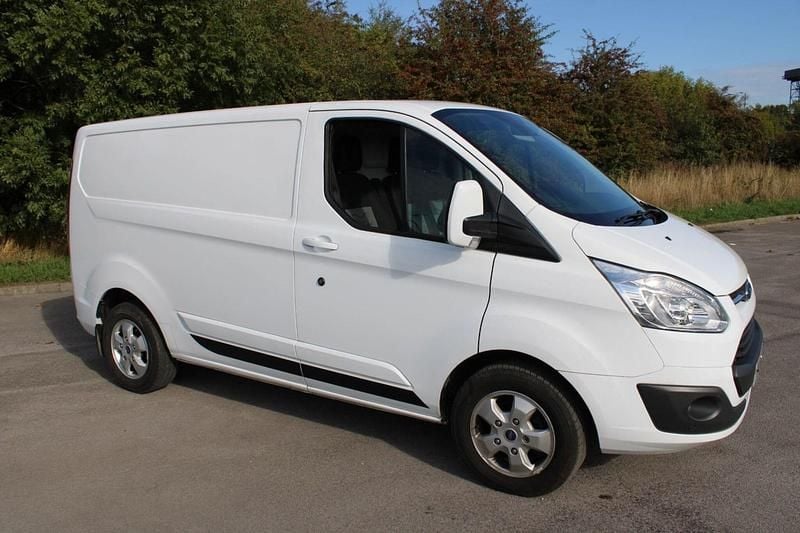 White Used 2018 Ford Transit Custom Limited Van | £11,995 (Fair price) - Image 1/4