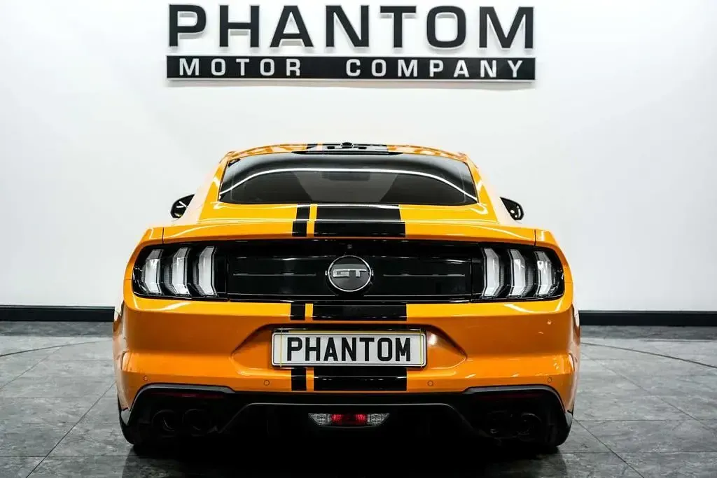 Used Ford Mustang GT Fastback 450 HP (330 kW) 2018 Orange Coupe
