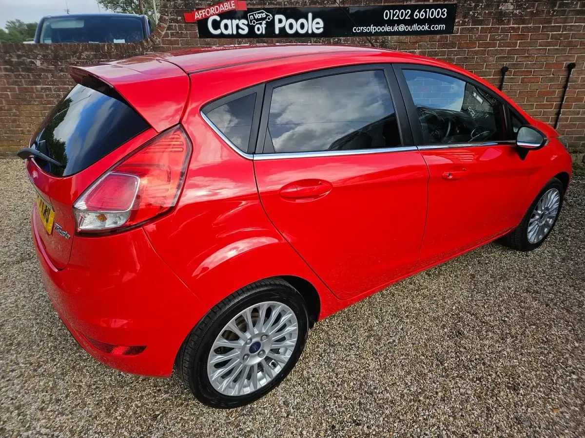 Used Ford Fiesta Titanium 2013 Red Hatchback
