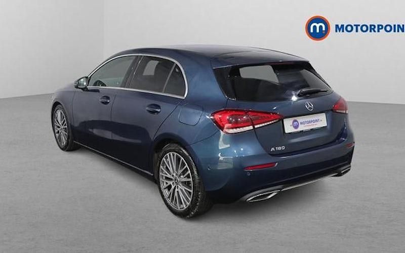 Used Mercedes A180 Executive 136 HP (100 kW) 2021 Blue Hatchback