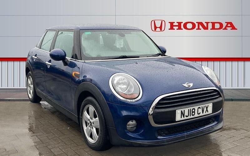 Used 2017 Mini ONE Hatch Hatchback | £10,506 (Fair price) - Image 1/4