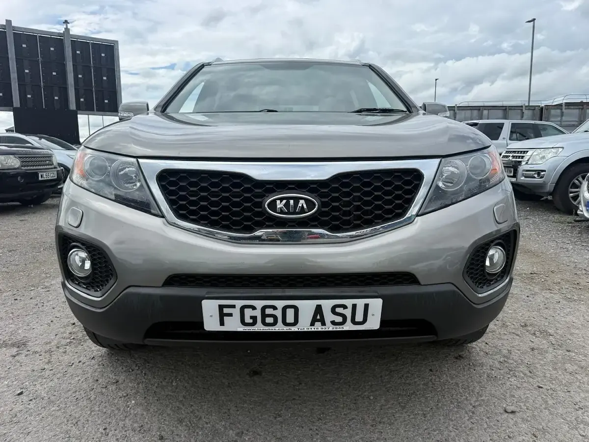 Used Kia Sorento 194 HP (142 kW) 2010 Silver SUV