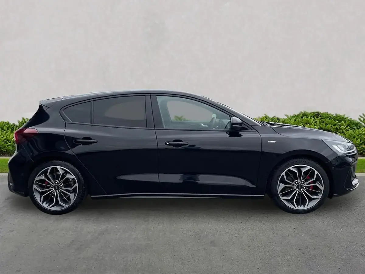 Used Ford Focus ST-Line X 2024 Black Hatchback