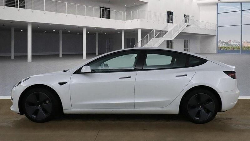 Used Tesla Model 3 Standard Range 52 kW (72 HP) 2021 White Sedan