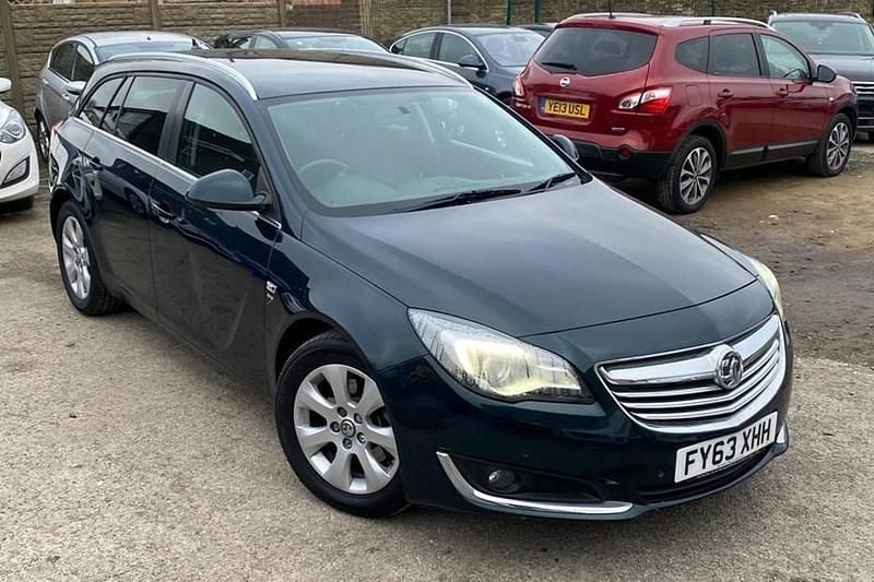 Used Vauxhall Insignia SRi 163 HP (119 kW) 2013 Green Estate