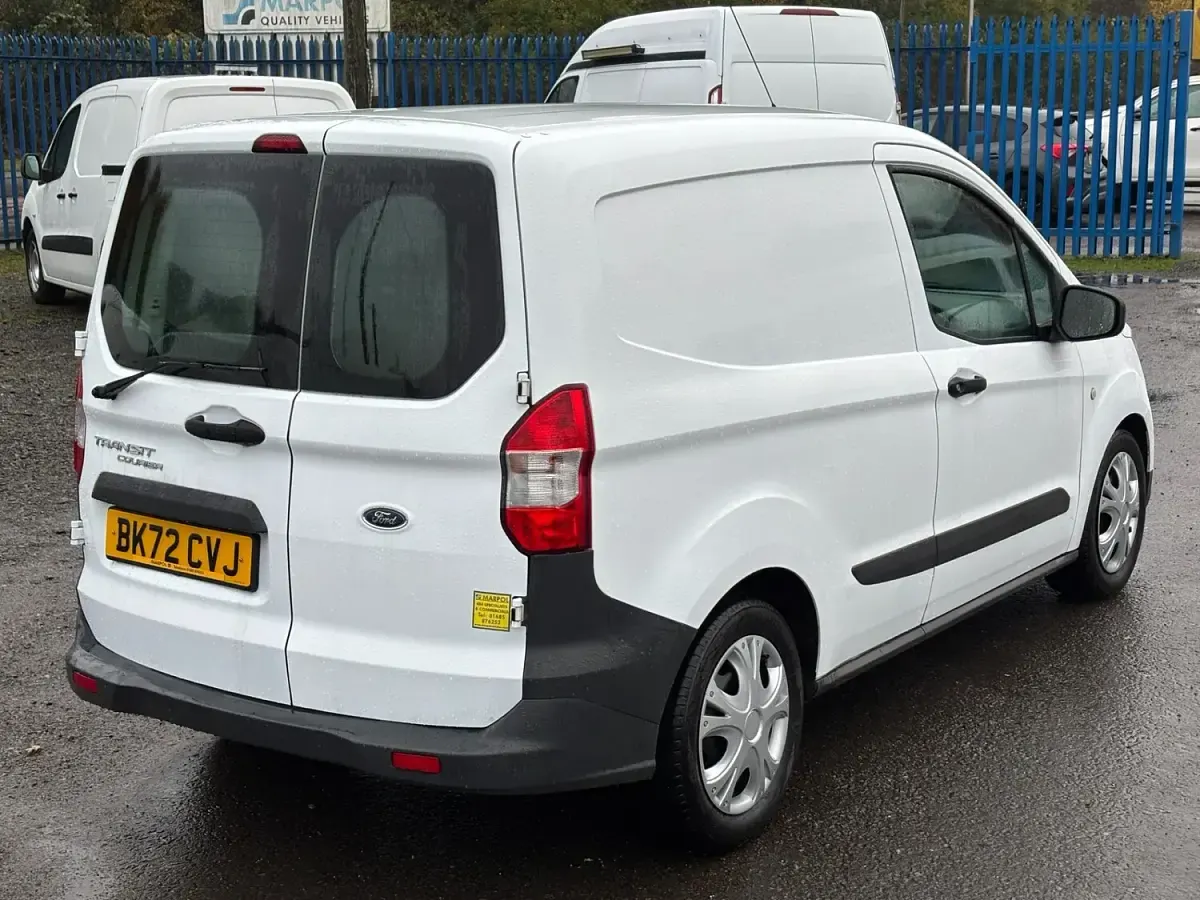 Used Ford Transit Trend 100 HP (73 kW) 2022 White Van