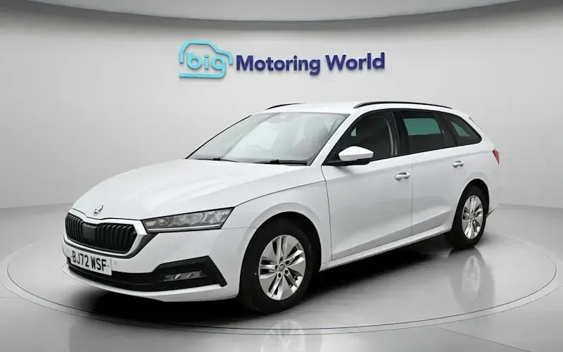 Gebraucht Skoda Octavia SE Technology 110 PS (80 kW) 2022 Weiß Kombi