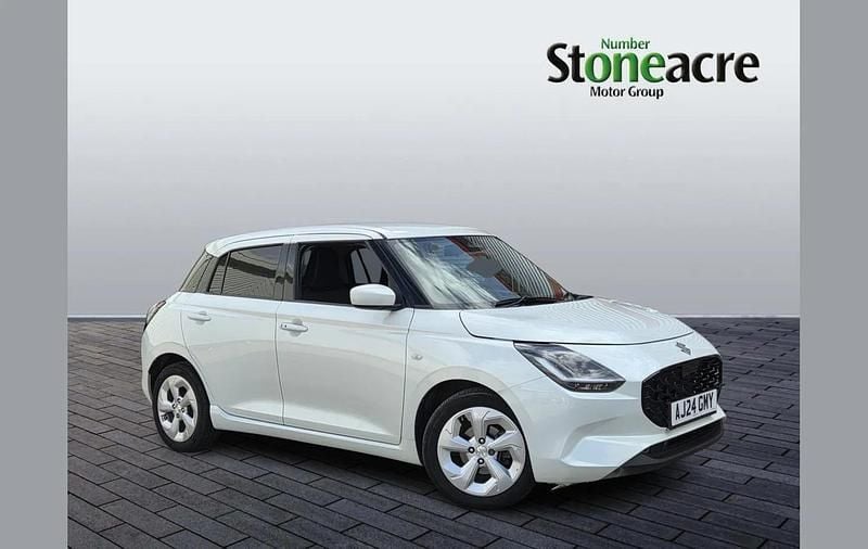 Usado Suzuki Swift 82 HP (60 kW) 2024 Branco Citadino