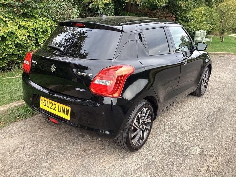 Used Suzuki Swift SZ5 83 HP (61 kW) 2022 Black Hatchback