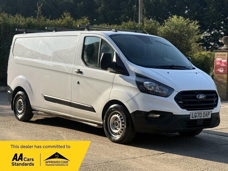 White Used 2020 Ford Transit Custom S | £9,490 (Fair price) - Image 1/2