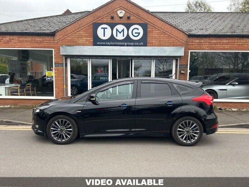 Black Used 2018 Ford Focus ST-Line X Hatchback | £11,995 (Fair price) - Image 1/4