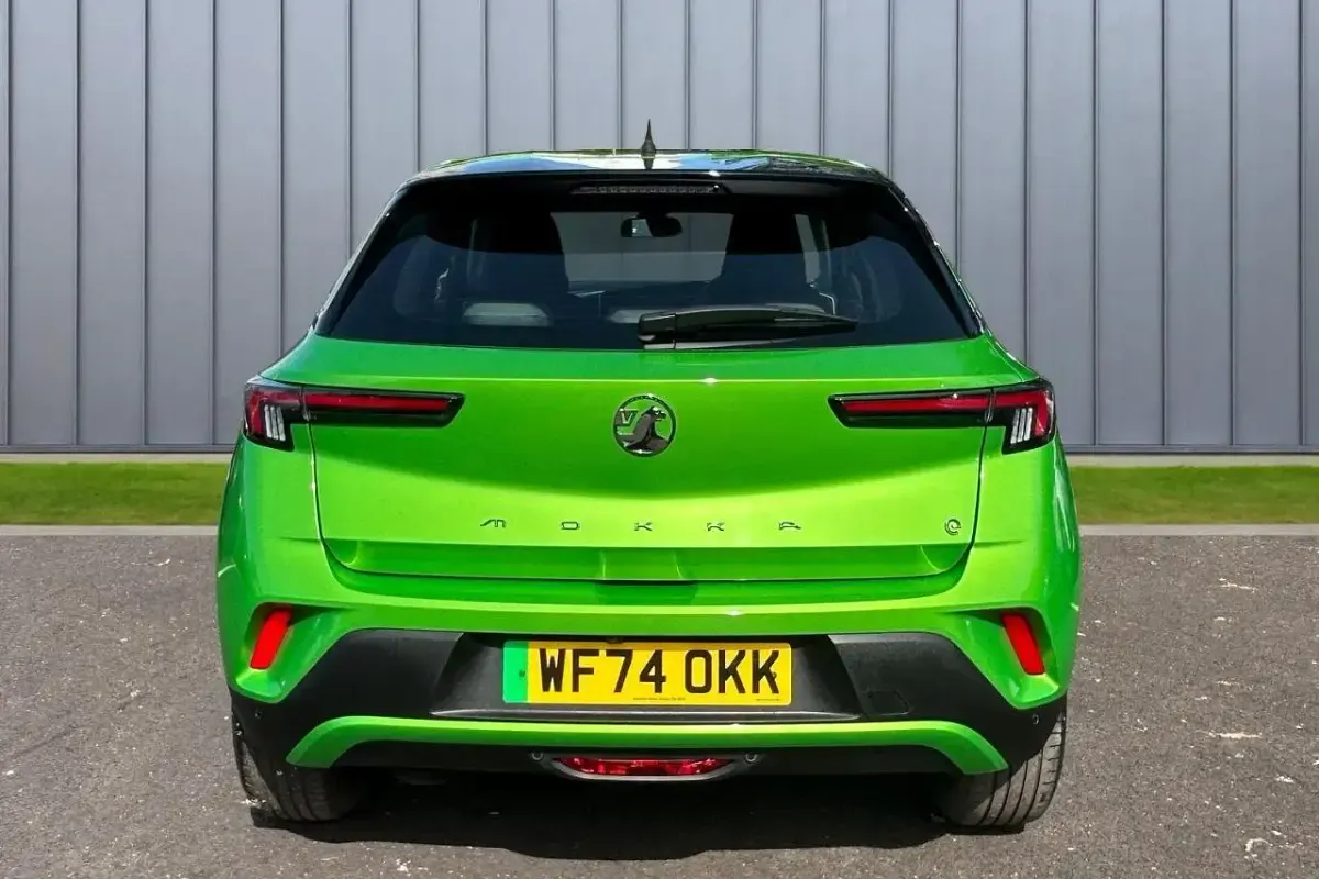 Usata Vauxhall Mokka Design Edition 98 kW (134 CV) 2024 Verde SUV