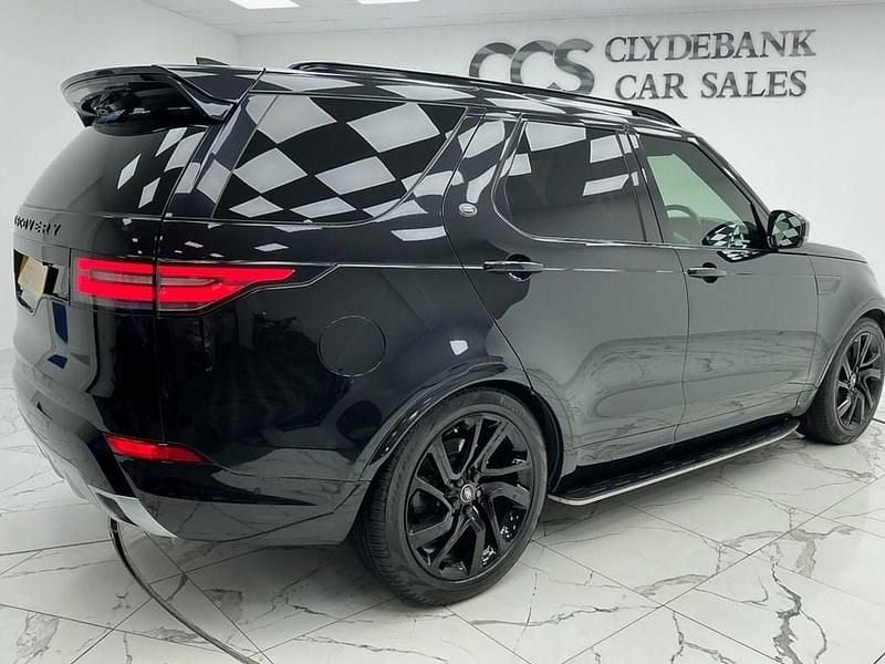 Used Land Rover Discovery 5 Landmark 306 HP (225 kW) 2020 Black SUV