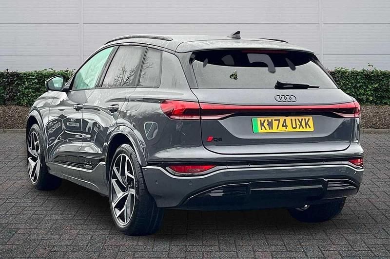 Used Audi e-tron Performance 225 kW (306 HP) 2024 Grey SUV