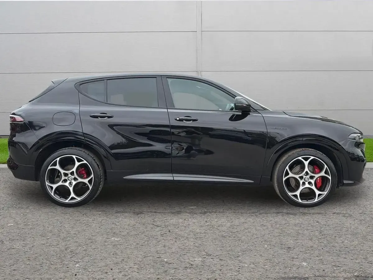 Used Alfa Romeo Tonale Veloce 158 HP (116 kW) 2025 Black SUV