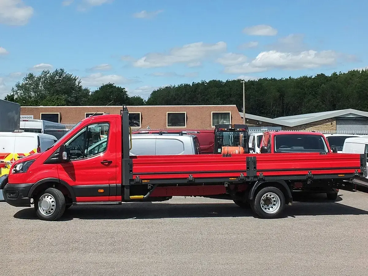 Used Ford Transit XL 130 HP (95 kW) 2022 Red
