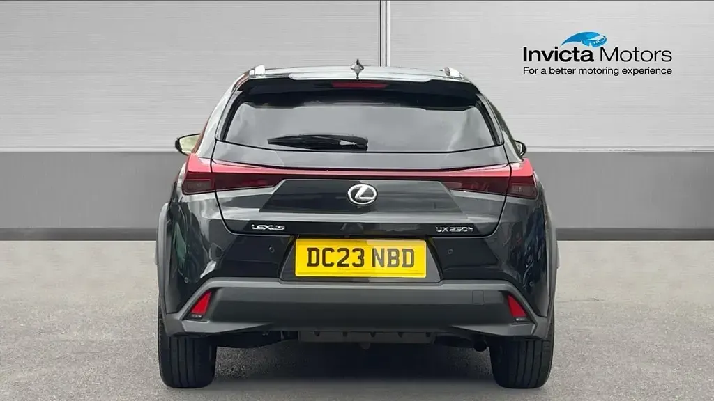 Used Lexus UX 250h 180 HP (132 kW) 2023 Black SUV