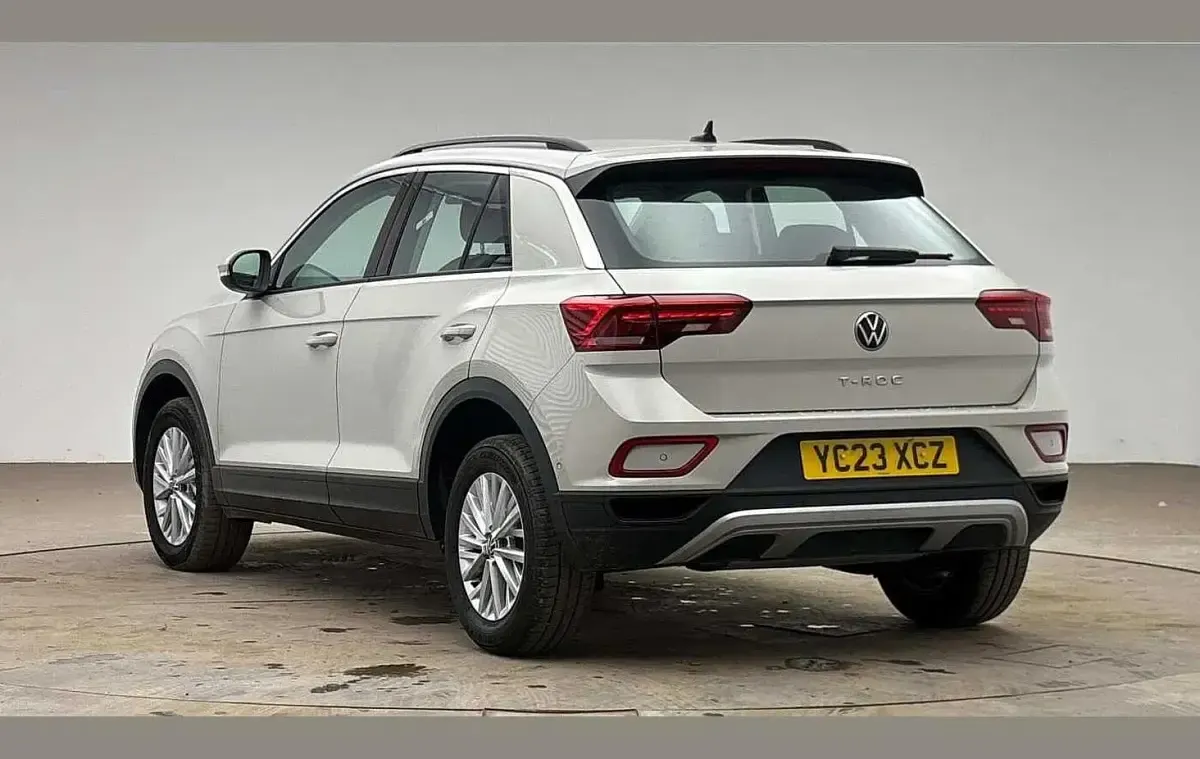 Used VW T-Roc Life 147 HP (108 kW) 2023 Grey SUV