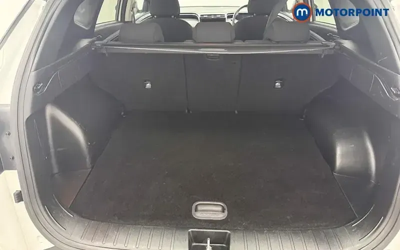 Used Hyundai Tucson SE 150 HP (110 kW) 2021 White SUV