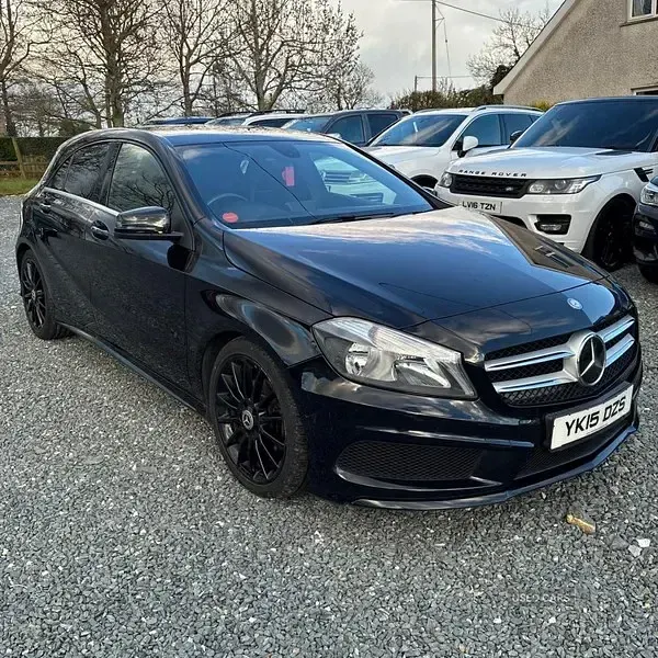 Begagnad Mercedes A200 AMG 134 HK (98 kW) 2015 Svart Halvkombi
