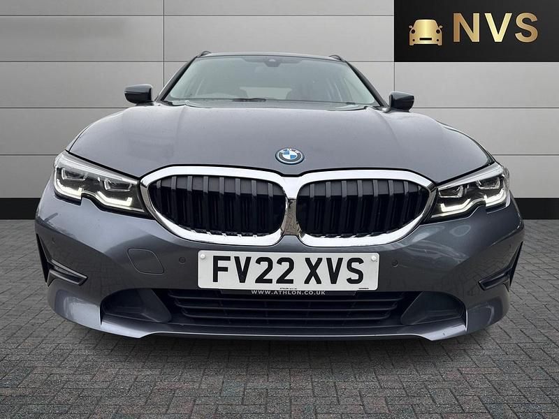 Used BMW 330e Comfort Edition 292 HP (214 kW) 2022 Grey Estate
