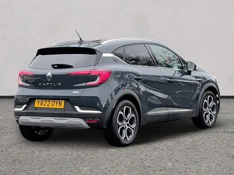 Second-hand Renault Captur SE 143 CP (105 kW) 2021 Albastru SUV