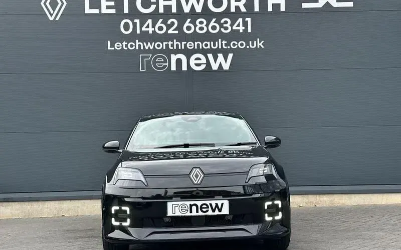 New Renault 5 E-Tech Komfort 110 kW (150 HP) 2026 Hatchback