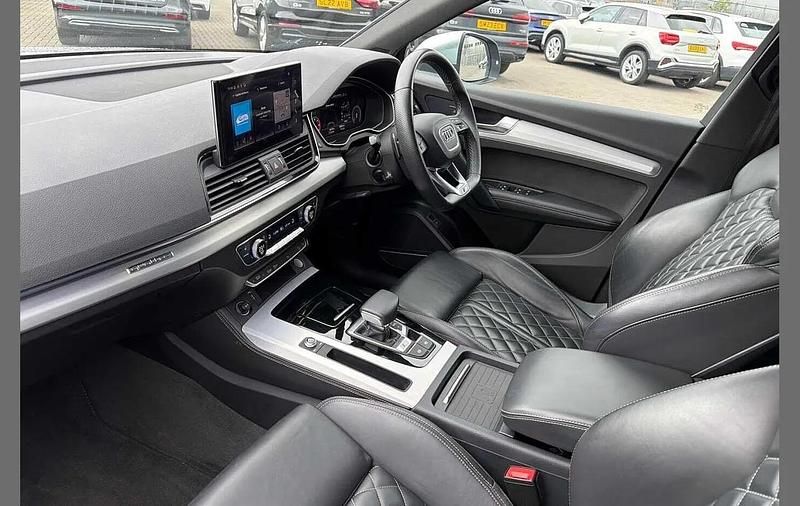 Begagnad Audi SQ5 Comfort 341 HK (250 kW) 2021 Silver SUV