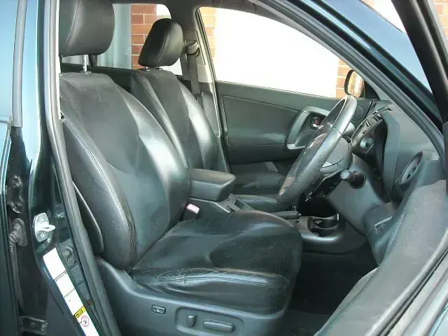 Used Toyota RAV4 150 HP (110 kW) 2012 Grey SUV