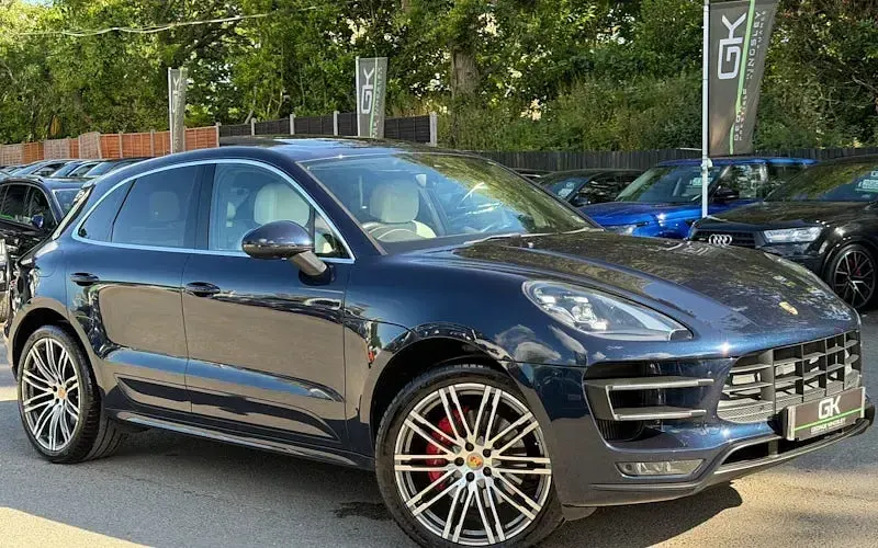 Used Porsche Macan Turbo 400 HP (294 kW) 2017 SUV