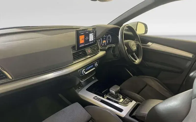 Used Audi Q5 S-Line 299 HP (219 kW) 2021 Silver SUV