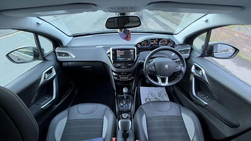 Used Peugeot 2008 Allure 110 HP (80 kW) 2019 Grey SUV