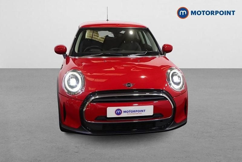 Used Mini ONE Classic 102 HP (75 kW) 2022 Red Hatchback