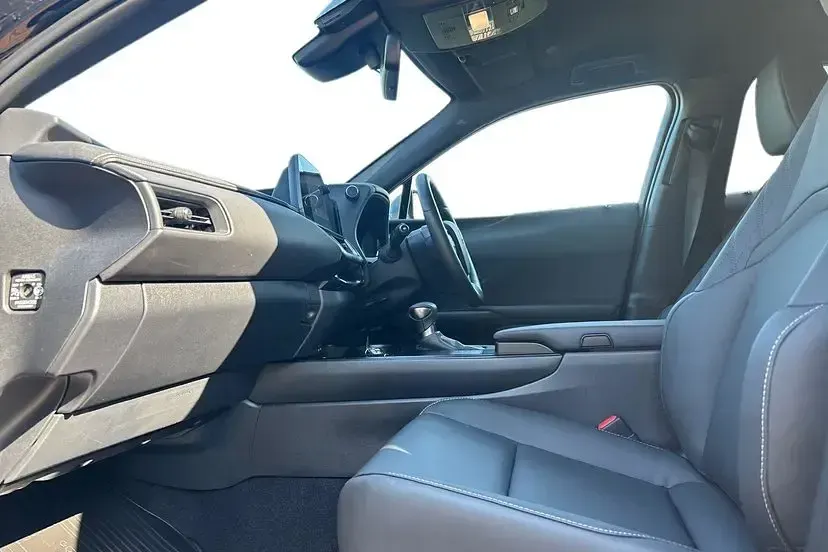 Used Lexus UX Sport Design Packet 181 HP (133 kW) 2023 Graphite black SUV